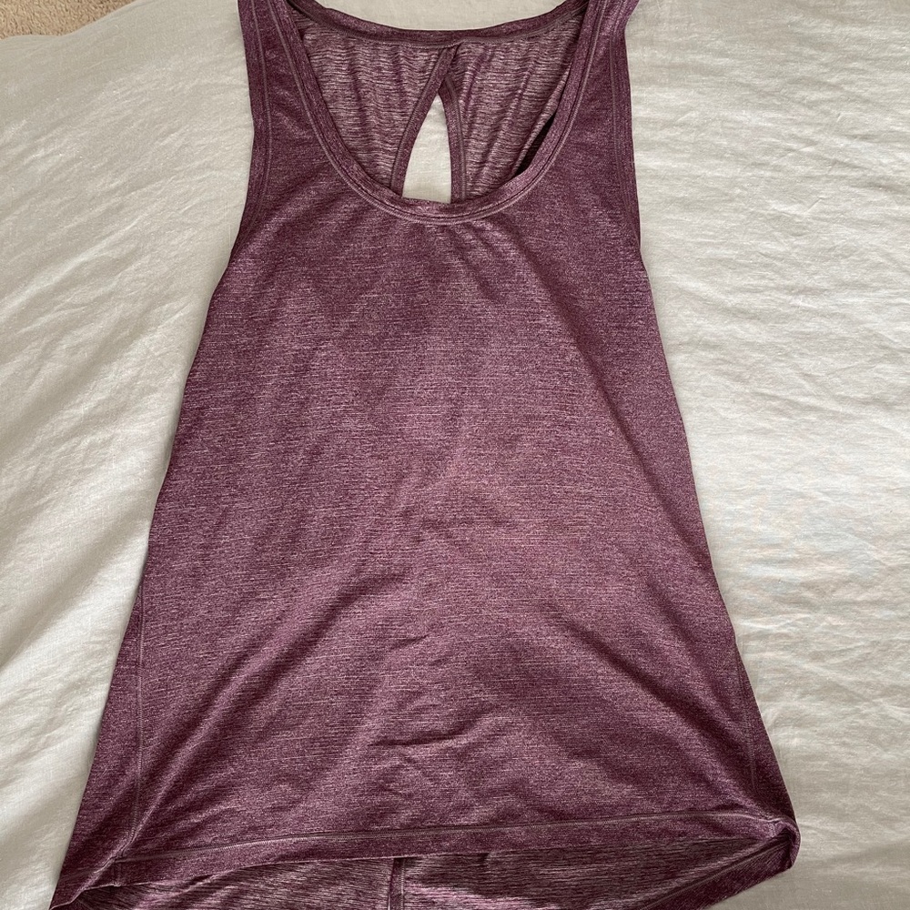 Lululemon plum tank